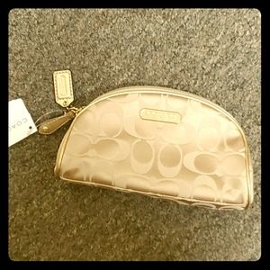 Gold, Coach wristlet